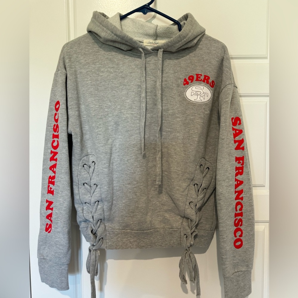 San Francisco 49ers hooded sweatshirt. Cropped